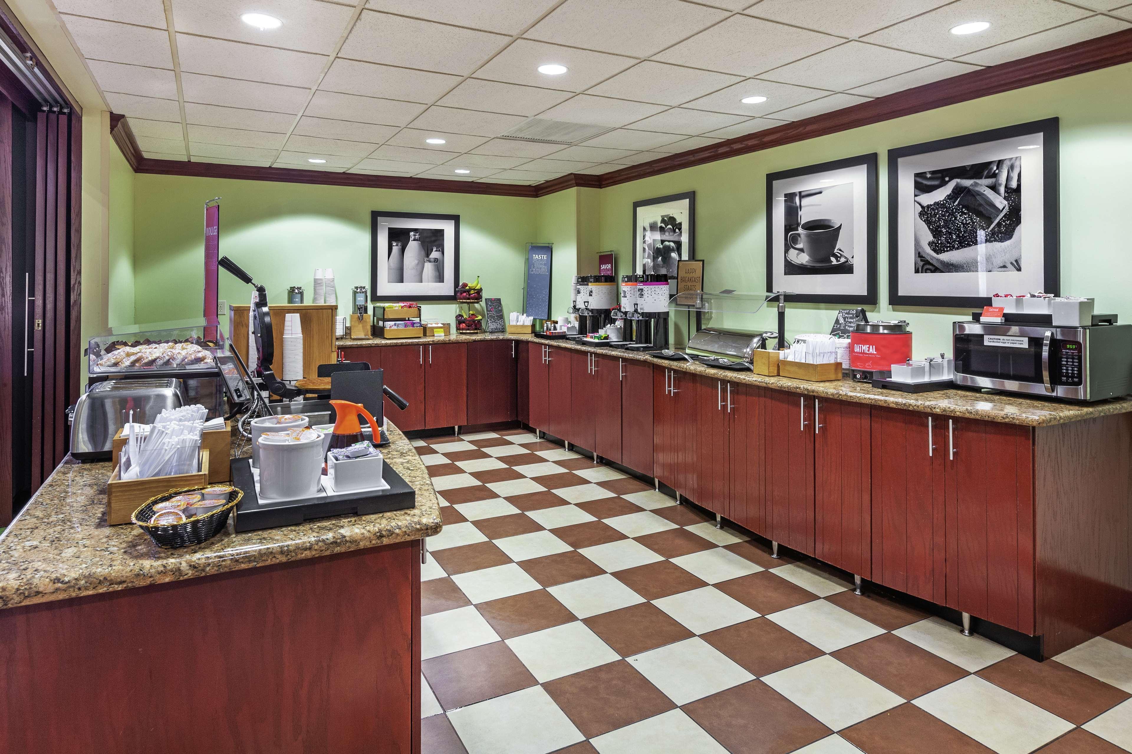 Hampton Inn & Suites Owasso Экстерьер фото